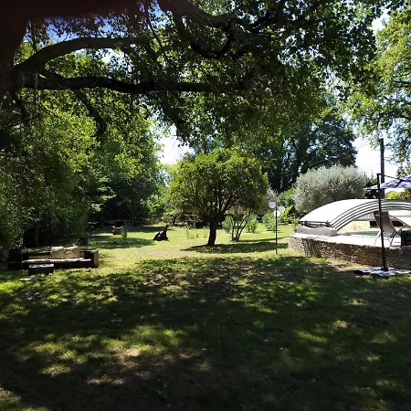 Au Bord De L'alzon